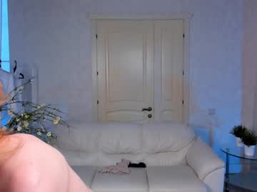 girl
        petracoke cam image #3357936