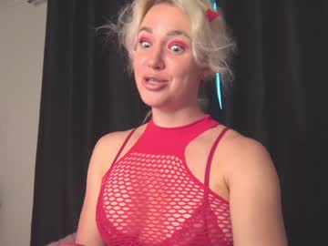 girl
        xtina__ cam image #114401