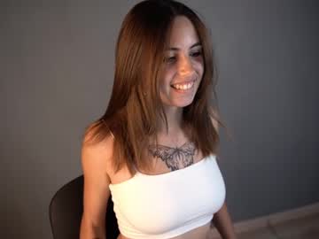 girl
        katetoday cam image #2461422