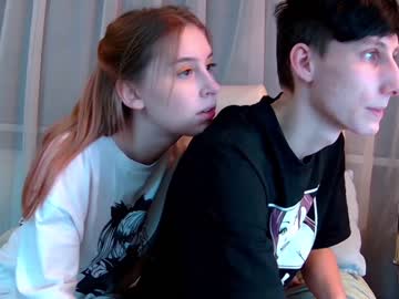 couple
        williamandmia cam image #714169