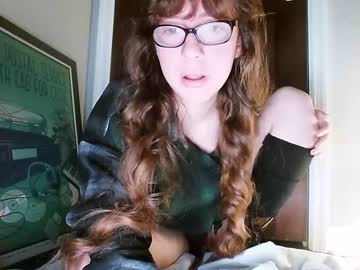 girl
        amyrae cam image #2739940