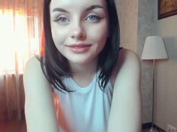 girl
        cute_caprice cam image #1702785