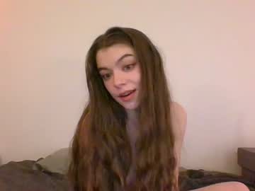 girl
        rosegold18 cam image #345048