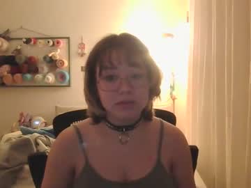 girl
        ftarh18 cam image #1991835