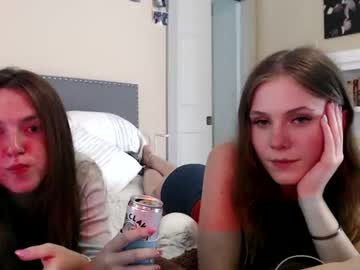 girl
        emilytaylorxo cam image #1959453