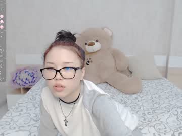 girl
        little_yena cam image #3009281