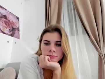 girl Milf & Teen Sex Cam Girls with riley_reid_18