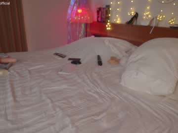 girl
        emilia98xxx cam image #3190179