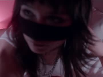 girl
        chaturbatable cam image #2722613