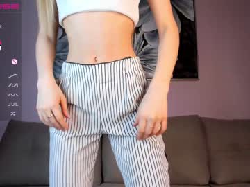 girl
        aryawayne cam image #846714