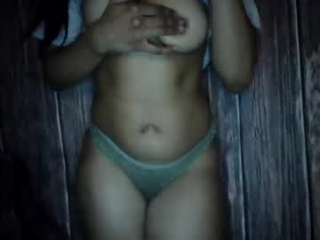 girl
        starlighttcrystall cam image #300967