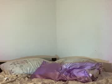 girl
        euphoriha cam image #3354676