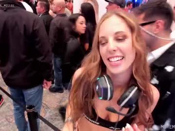girl
        yourgirlmillie cam image #609404