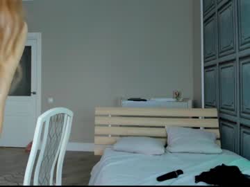 girl
        ino_lee cam image #2091017