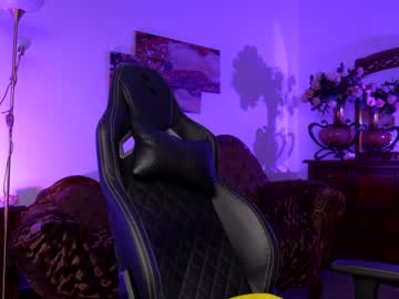 girl
        jessiccaburns cam image #667634