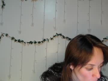 girl
        amalett cam image #3321036