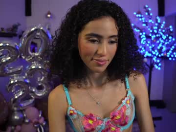girl
        amnie_ cam image #615125