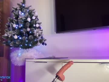 girl
        candysfox cam image #3123540
