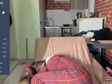 couple Milf & Teen Sex Cam Girls with sweetdlc