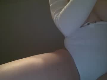 girl
        zb688140 cam image #2543136