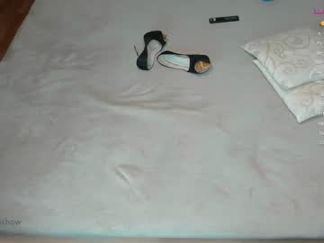 couple
        theanytimeshow cam image #2125737