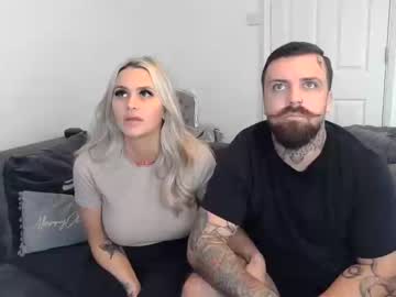 couple
        britishbeautys cam image #354486