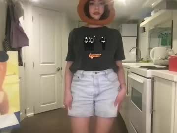 girl
        littlesugarpea cam image #1644792