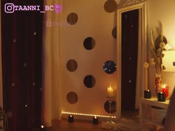 girl
        taanni_bc cam image #3254055
