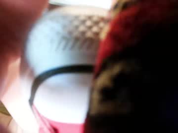 girl
        amyrae cam image #2762152