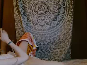 girl
        kikig535 cam image #1739730