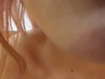 girl
        leslyy_ cam image #527693