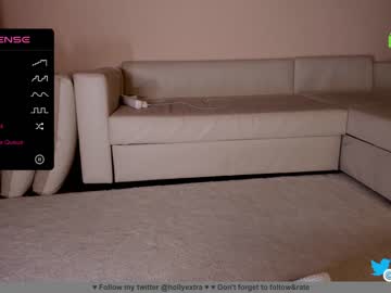 girl
        hollyextra cam image #2993655