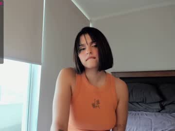 girl
        yourfreakygirl cam image #197507