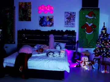 girl
        madnessalise cam image #3108308