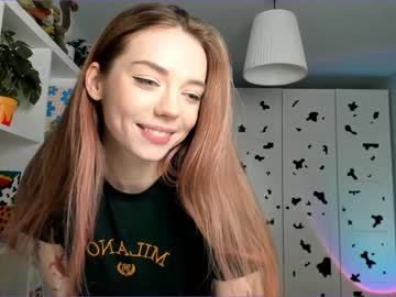 girl
        thisisamelia cam image #836927