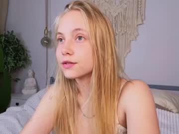 girl
        appr0ved cam image #2365603