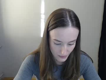 girl
        marina_rex cam image #2761731