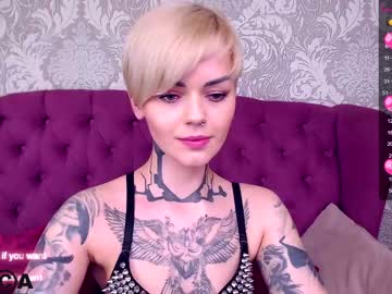 girl
        emmakennett cam image #750634