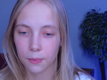 girl
        appr0ved cam image #720482