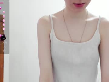 girl
        lellana_cute cam image #3314633