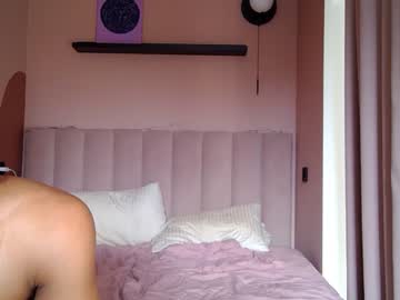 couple
        beautyandthebeast222 cam image #1792823