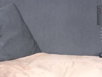 girl
        sapphirealice cam image #2332838
