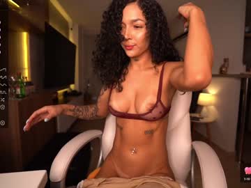 girl
        mykinkybunny cam image #3453541