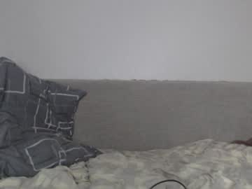 couple
        lovezxpy cam image #3396855