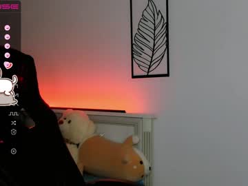 girl
        small_blondee cam image #874741