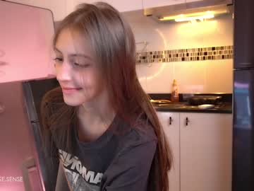 girl
        may_rose_ cam image #2957852