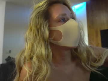 girl
        alexx__xoxo cam image #1269144