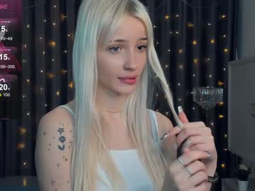 girl
        erleneganter cam image #3273039