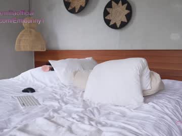 girl
        emilia98xxx cam image #2191877