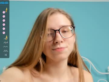 girl Milf & Teen Sex Cam Girls with macieconn